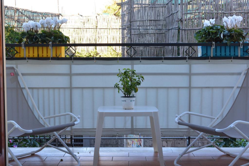Flower Suites Sorrento Bagian luar foto